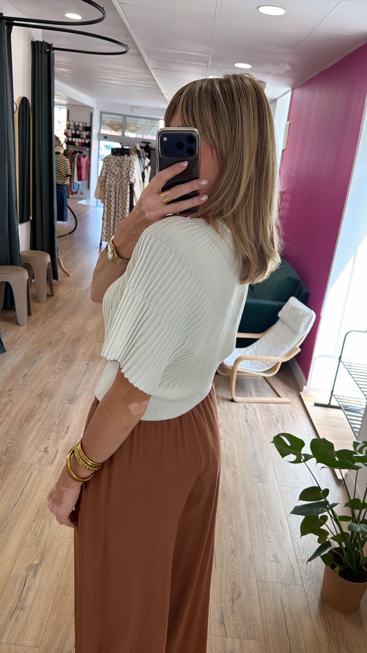 Top ASSIA Blanc