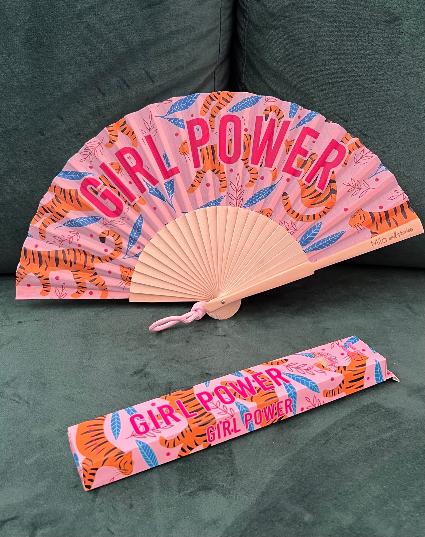 Éventail « GIRL POWER »