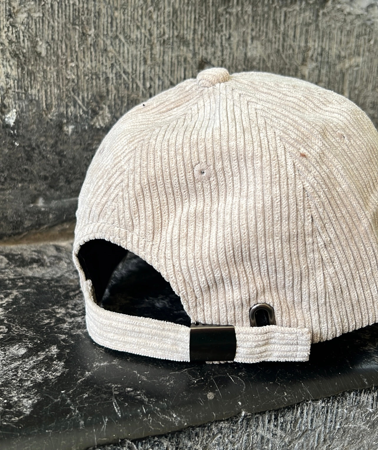 Casquette YUNA Écru/Bordeaux