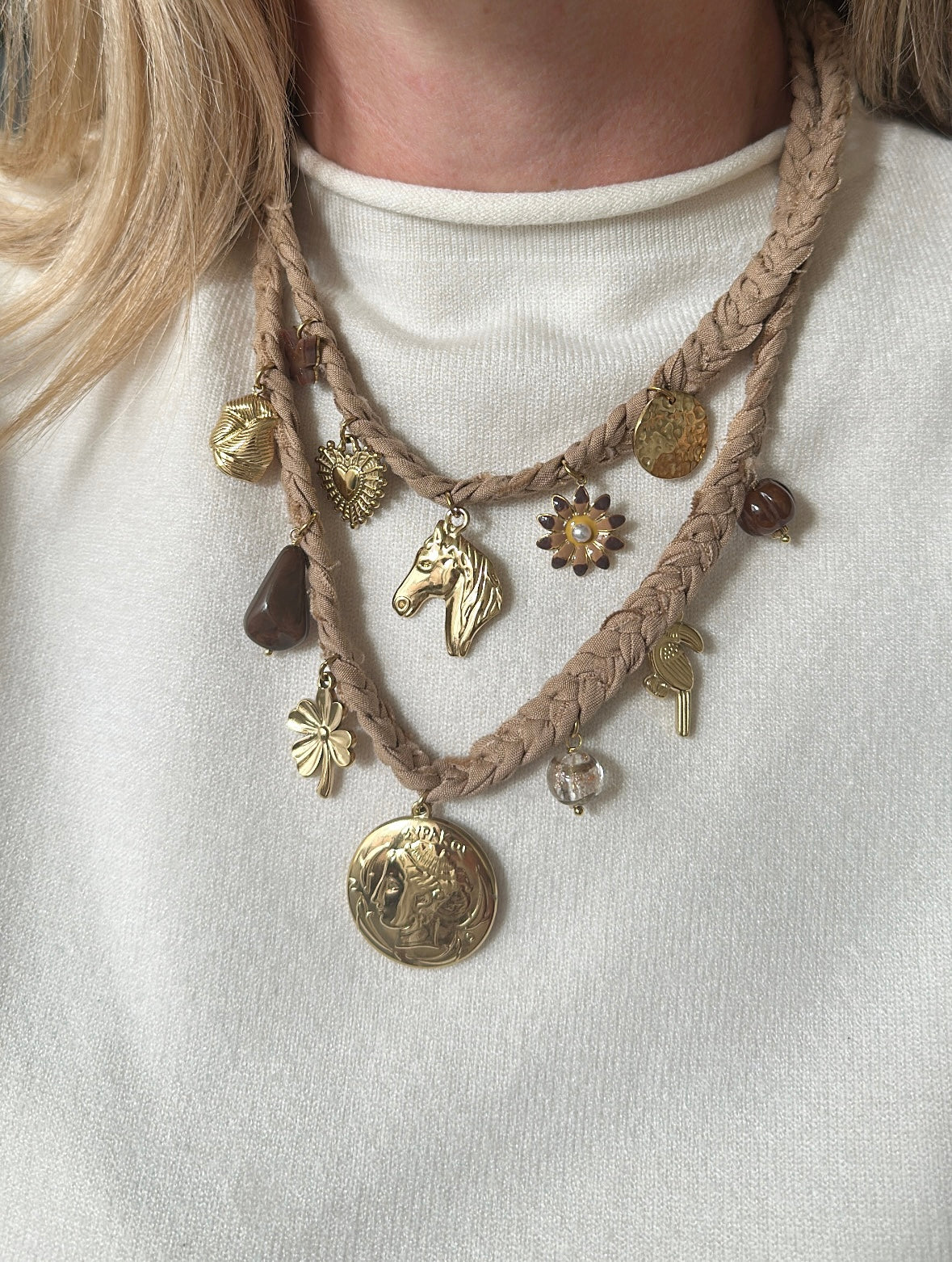 Collier ANAE
