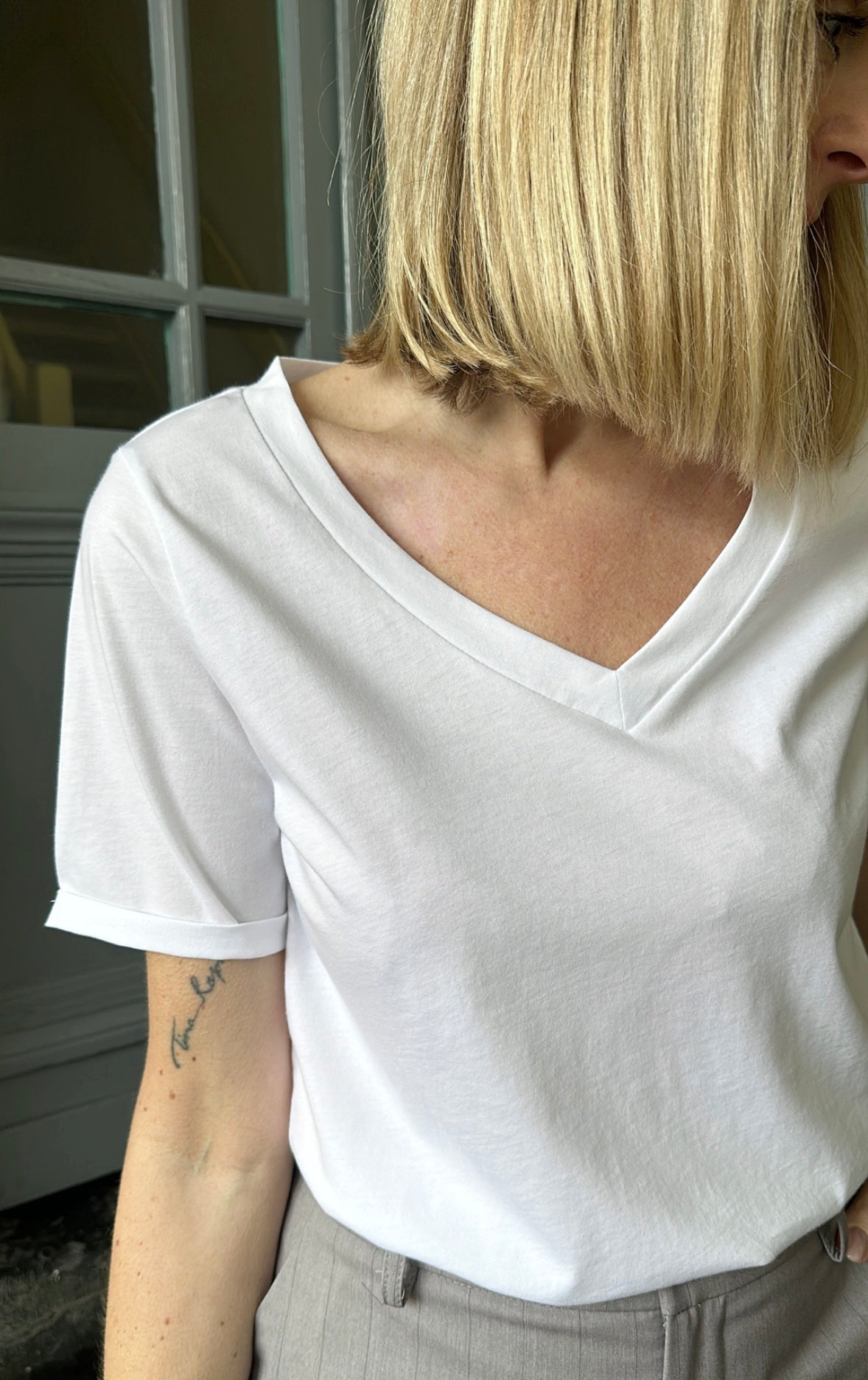 T-shirt RIA- V Bright White PIECES