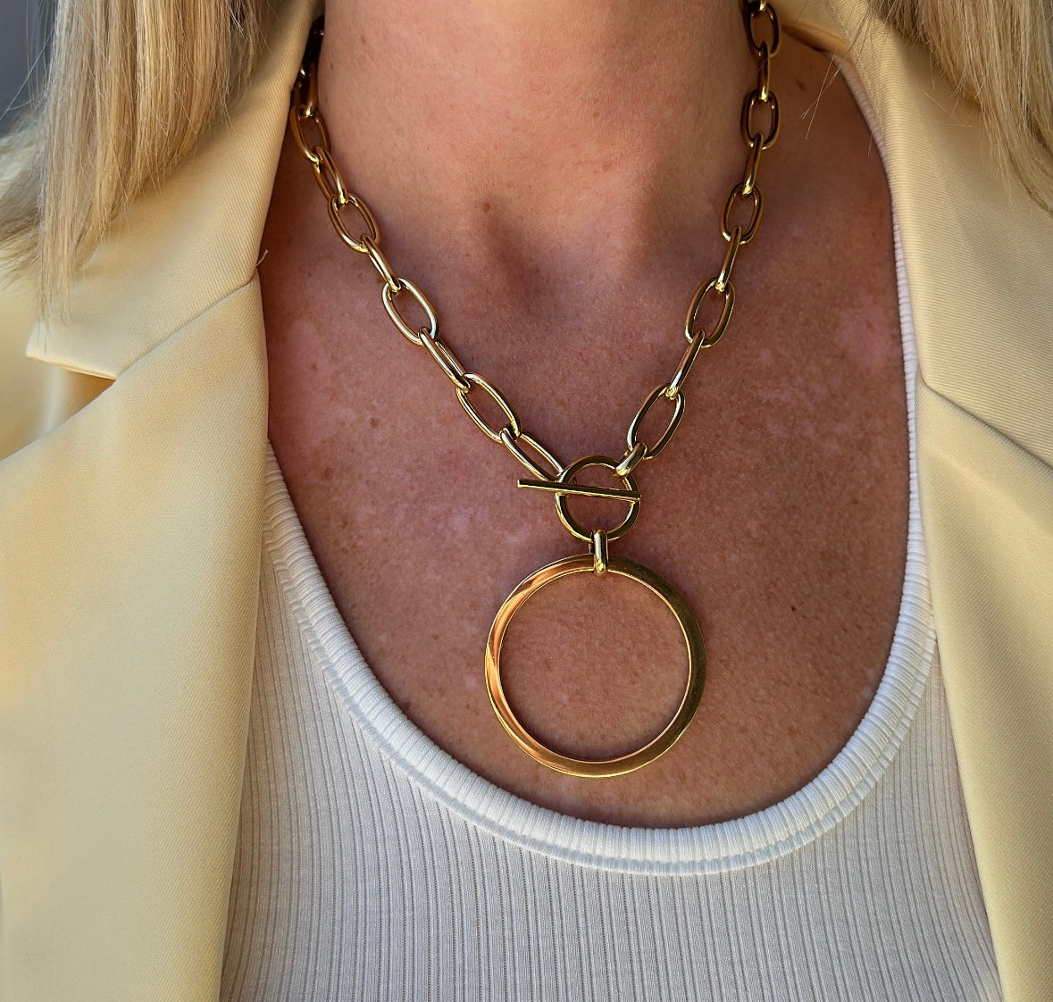 Collier CARLA