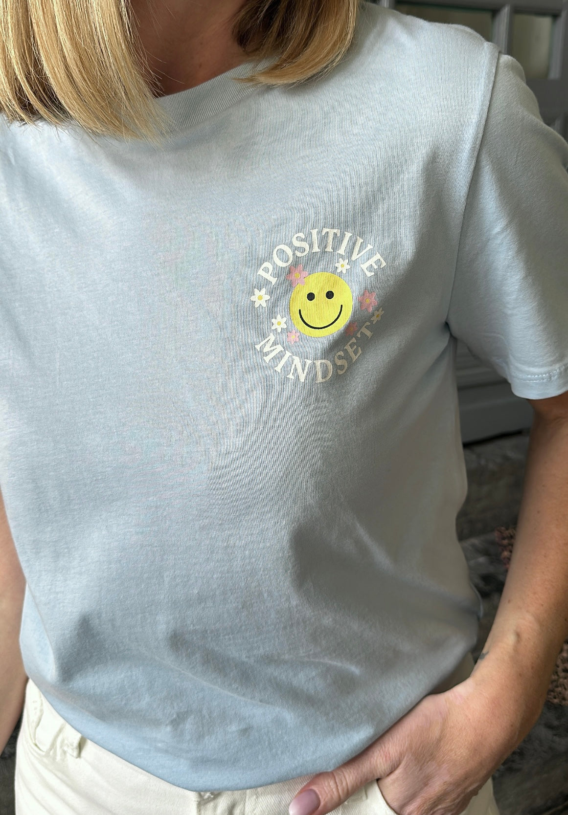 T-shirt TAMARA PIECES Smiley bleu