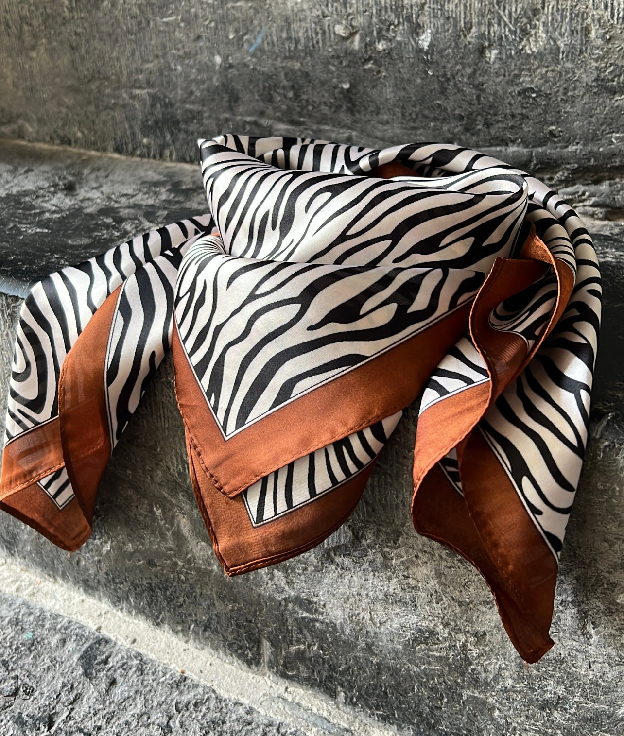Foulard Carré LARRY