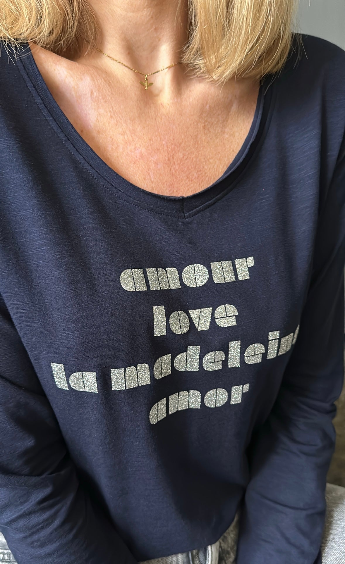 T-shirt bleu marine LOVE ANOUK&NINON