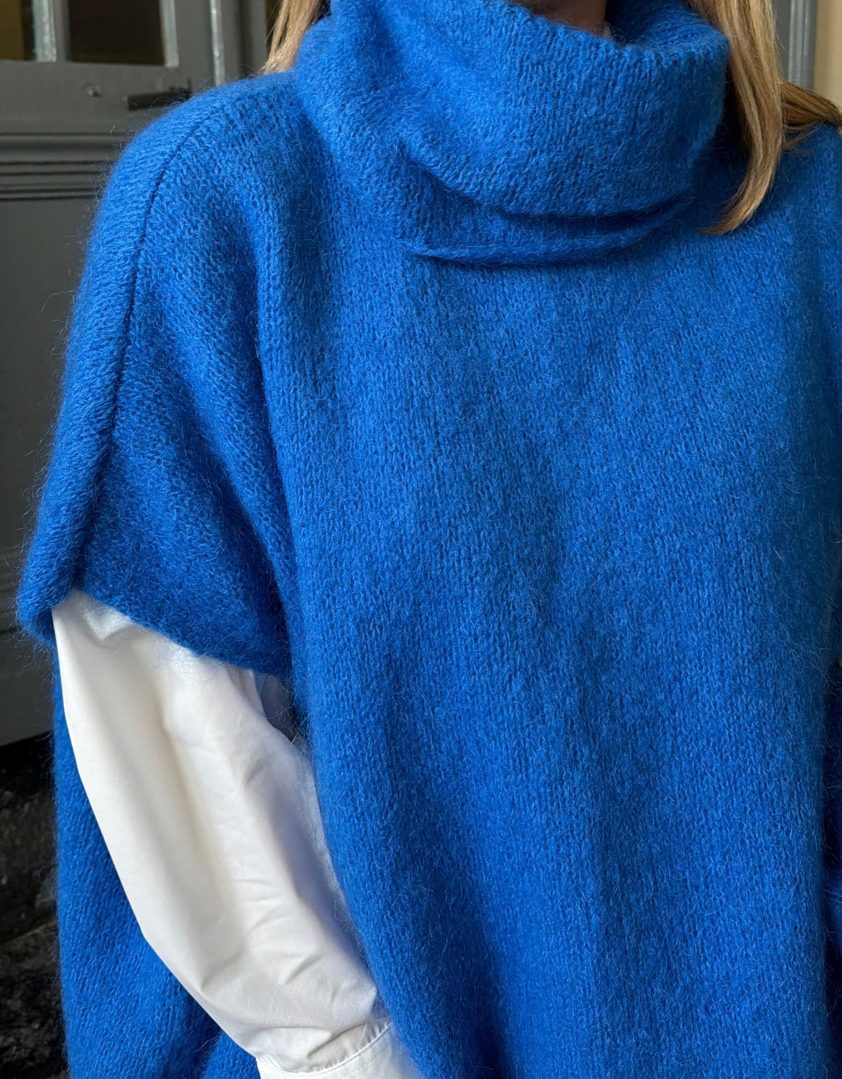 Pull sans manche MAYA Bleu électrique