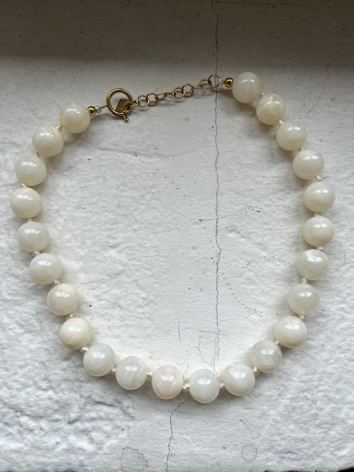 Collier SALOMÉ Écru marbré