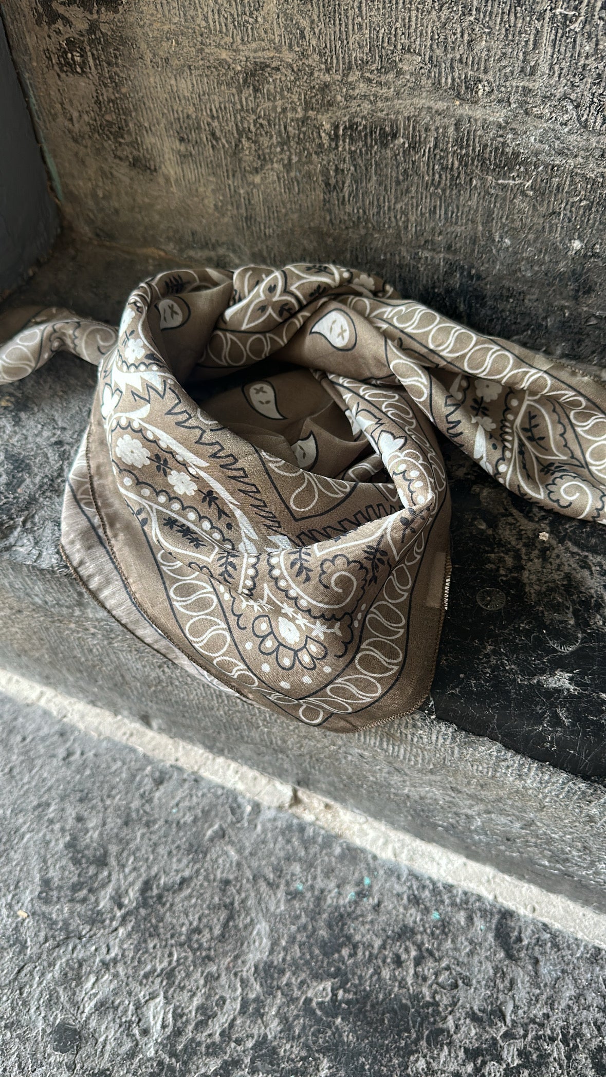 Foulard carré BOBY Kaki/taupe