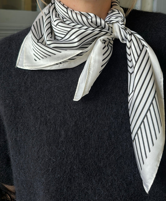 Foulard satiné Noir et blanc