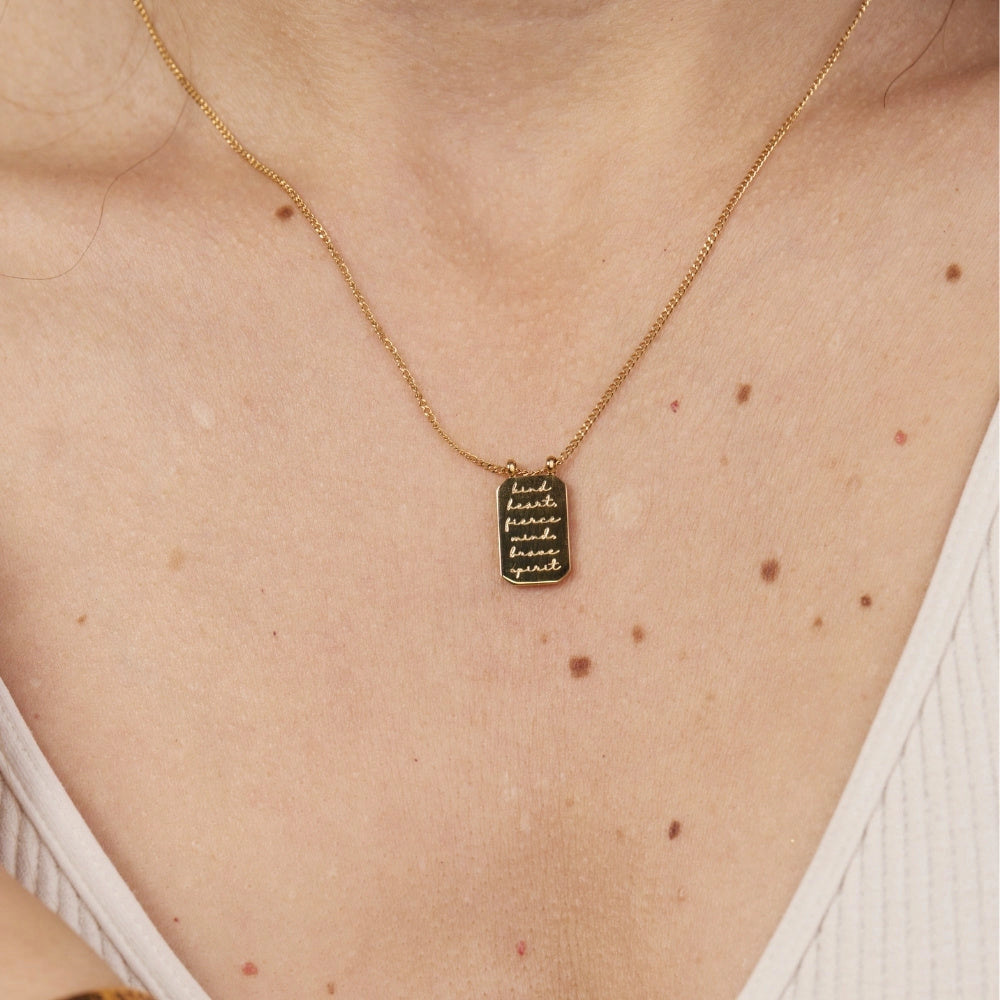 Collier citation - Cœur tendre, Esprit féroce, Âme courageuse - Doré