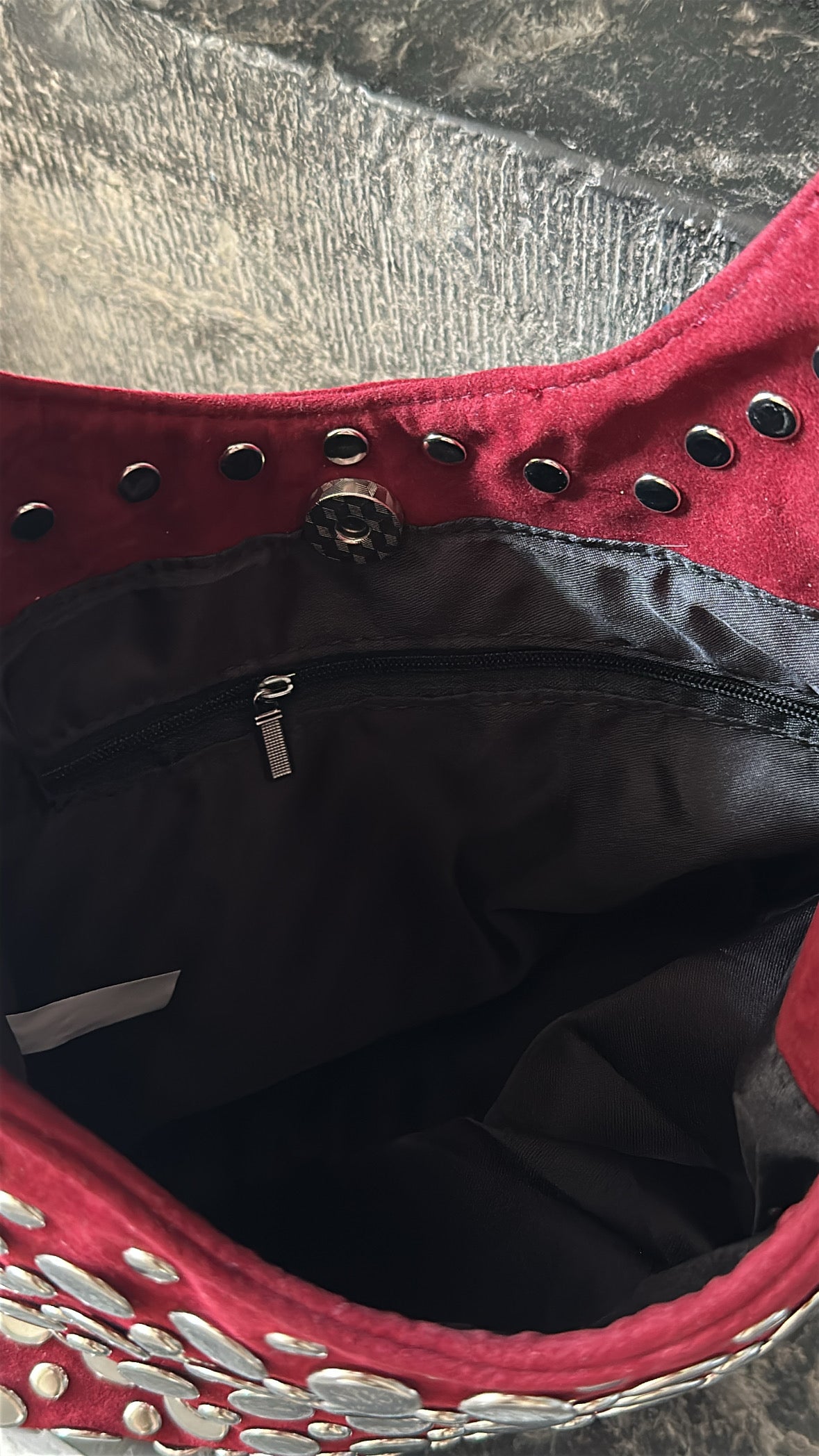 Sac clouté CHESTER Bordeaux
