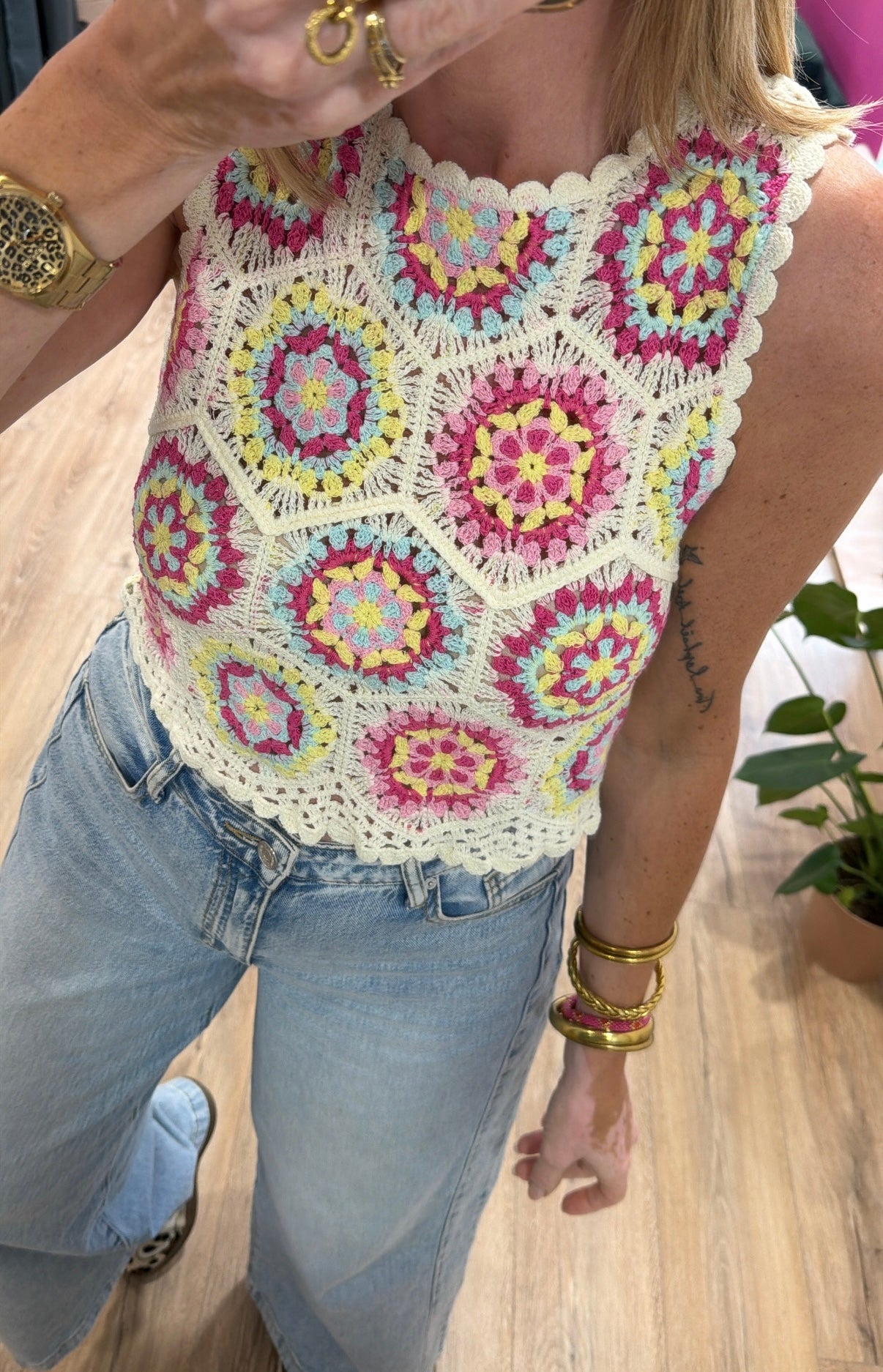 Top JULIE